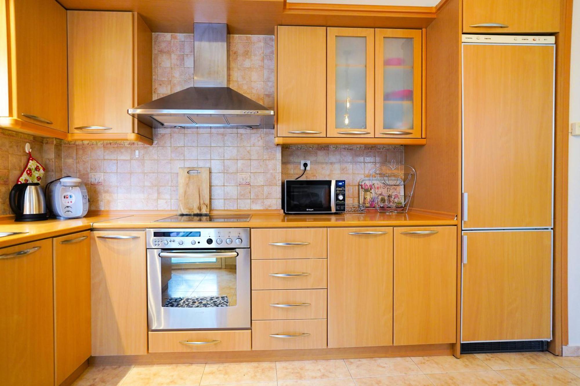 Lovely And Sunny Apartament 300M From Beach!! Peraía Zewnętrze zdjęcie
