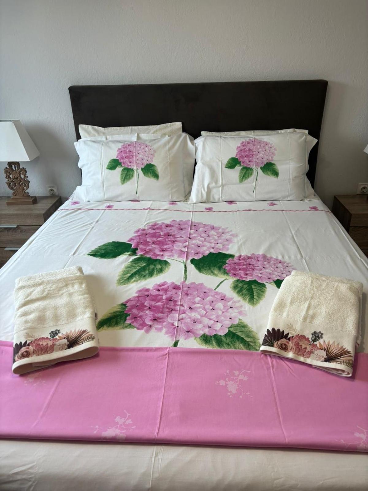 Lovely And Sunny Apartament 300M From Beach!! Peraía Zewnętrze zdjęcie